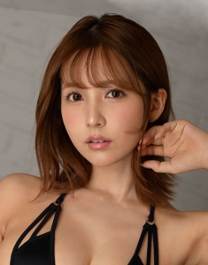 三上悠亜 YUA MIKAMI